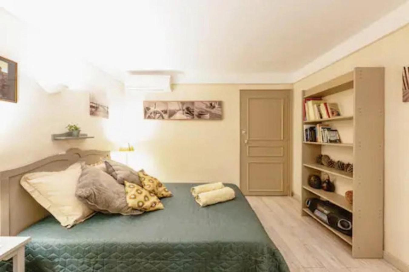 Appartement Complet Ou 2 Chambres De Charme En Centre-Ville Arles Eksteriør billede