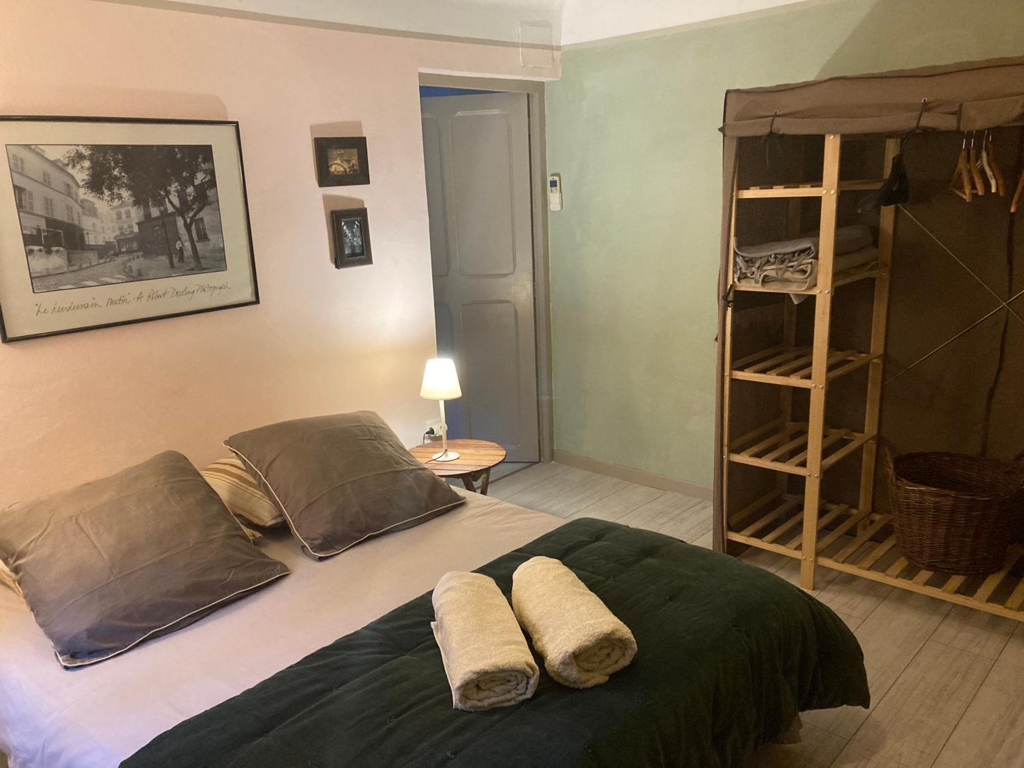 Appartement Complet Ou 2 Chambres De Charme En Centre-Ville Arles Eksteriør billede