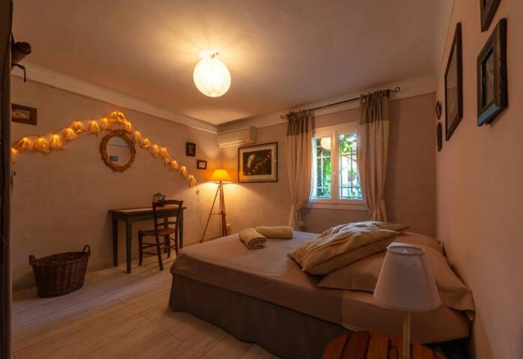 Appartement Complet Ou 2 Chambres De Charme En Centre-Ville Arles Eksteriør billede
