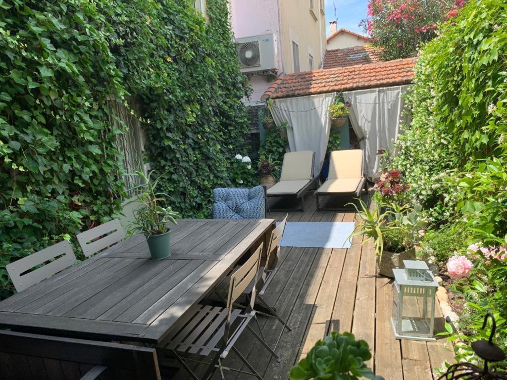 Appartement Complet Ou 2 Chambres De Charme En Centre-Ville Arles Eksteriør billede